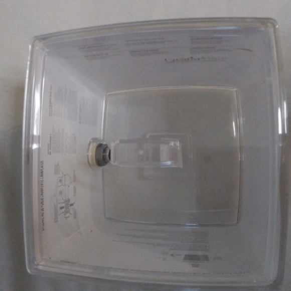 NWT 1.5 Gallon Stackable Beverage Dispenser and Colorful Ice Cube Trays - Picture 7 of 16